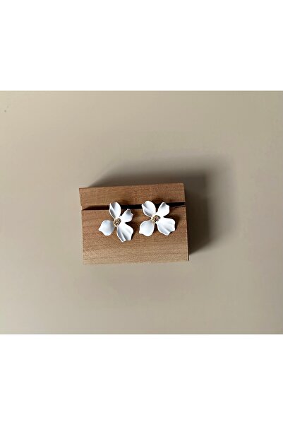 Bijoura Studio Mini Flower White Color Earrings