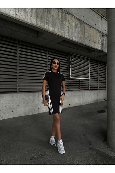 Dovil Women's Glitter Stripe Detailed Short Sleeve Black Dress