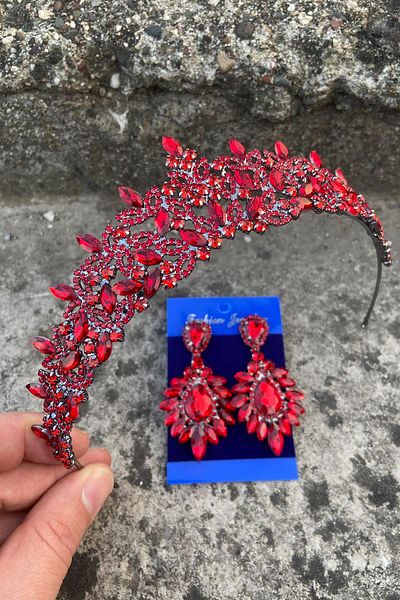 Hobigram Clara Red Bridal Henna Crown Special Occasion Accessory Women's Crown and Wide Shuttle Earring Set