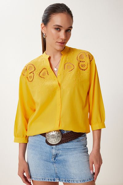 Happiness İstanbul Gelbes, mit Jakobsmuscheln besticktes, gewebtes Hemd für Damen AY00035