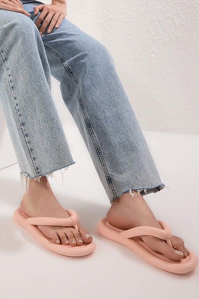 TRENDYOL SHOES Orange Filling Women's Flip Flops Takss25Te00050