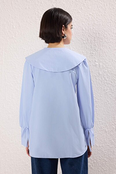 Trendyol Modest Modrá bavlněná kojenecká košile s krajkovým límcem a manžetou TCTSS25TG00031