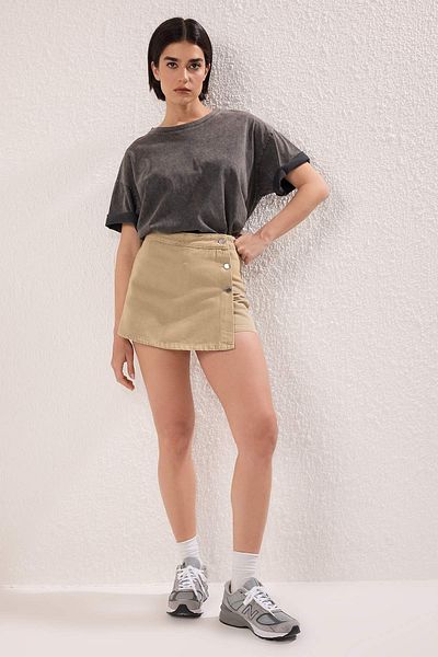 Trendyol Collection Beige Double Breasted High Waist Denim Shorts Skirt Twoss25Sr00206