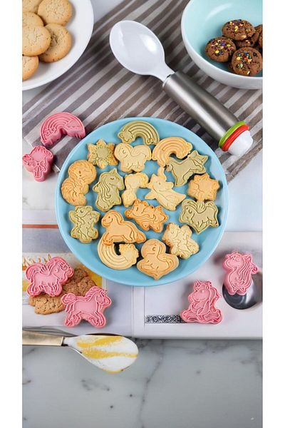 Generic Sweet seven Delightful 3D Unicorn Cookie Cutter Set - 8-Piece Stamper Kit for Kids' Parties and Fes