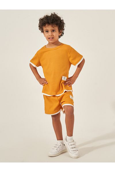 Styli Short Sleeve T-Shirt and Shorts Set