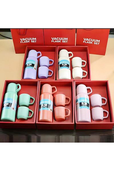 Generic "Premium Vacuum Flask Set with Three Mugs – Stylish Insulated Beverage Container for Hot & Cold Dri