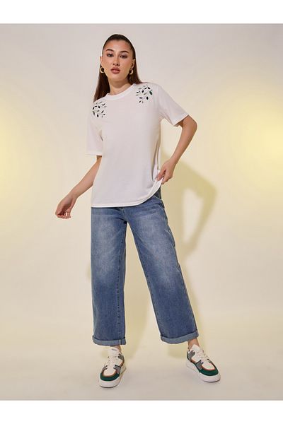 Styli Round Neck Embroidered Detail T-Shirt