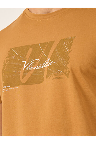 Fort Collins By Styli Men Brown Graphic Print Crew Neck T-Shirt