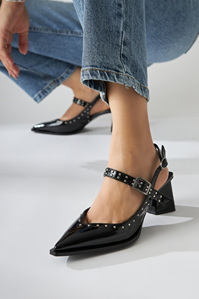 Limoya Nuria Black Patent Leather Pointed Toe Strappy Women's Sandals