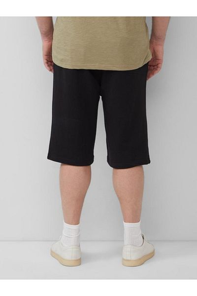 s.Oliver Big Sizes Men's big size shorts, Detroit, with mid-rise waist and Regular Fit cut