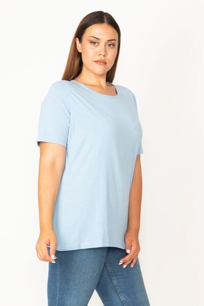 Şans Dámská velká modrá halenka z bavlněné tkaniny s krátkým rukávem a výstřihem 65n29545