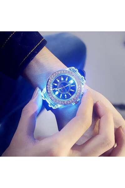 MNMYSTYLE LED Active Watch - 7 χρωματιστά παιχνίδια φωτός - 4 λειτουργίες φλα...