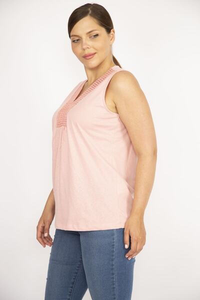 Şans Women's Powder Plus Size Cotton Fabric Collar Lace Detailed Blouse 65n36603