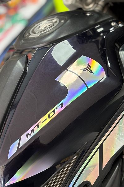 Banxtre Hologram Tank Edge Stripe Detail Sticker for Yamaha Mt-07 Group (2 Pieces)