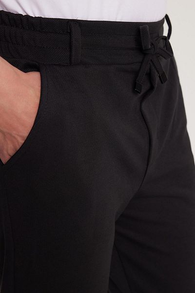 Tudors Ανδρικό μαύρο παντελόνι Jogger με λεπτή εφαρμογή βαμβακερή μέση με πλαϊνές τσέπες