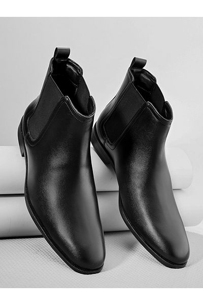 Styli Pointed Toe Leather Ankle Boots