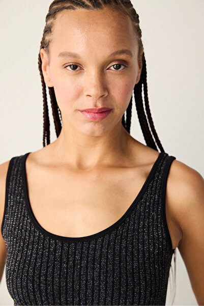 Penti Siyah Simli  Dikişssiz Üst