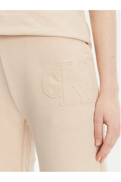Calvin Klein Jeans Γυναικεία Φόρμα J20J225355 Μπεζ