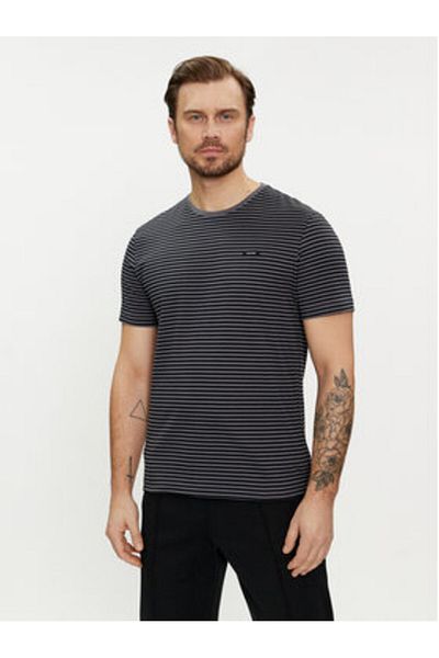 Calvin Klein Men's T-Shirt K10K112520 Gray