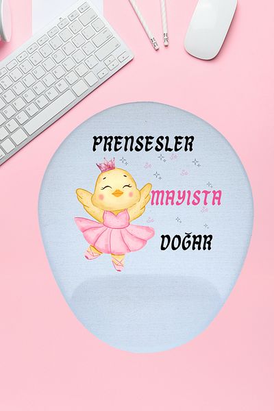 qoeuyl boutique Princesses Are Born This Month Printed Birthday Special Day Gift Oval/Square Wrist Supported Mousepad