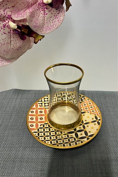 Paşabahçe 12 Pieces Tea Set with Pasabahce Heybeli Tea Cup and Porcelain Plate