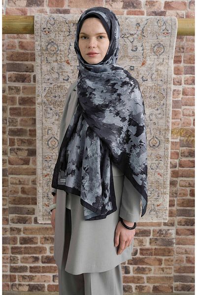 Fatma Atasoy Pigmentia Patterned Anthracite Crash Shawl