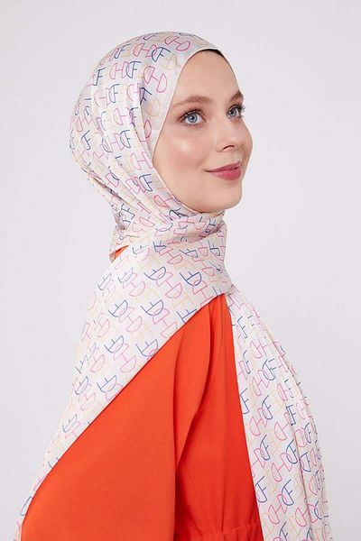 FİVESCARF Cream Letter Pattern Brand Shawl