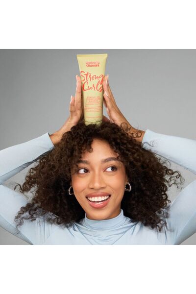 Umberto Giannini Strengthening shampoo with rosemary oil for curly hair, Strong Curls, Umberto Giannini, 250 ml