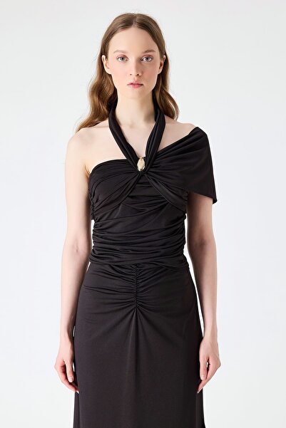 FEVER Aksesuar detaylı büzgülü halter yaka bluz