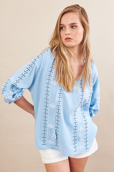 Cool & Sexy Bluză de damă albastră brodata MPC1344