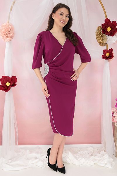 cupper Elegant magenta dress with silver appliques and ruffles at the waist