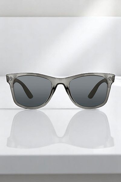 Daniel Klein Original 100% Polarized Uv400 Protection Smoked Color Wayfarer Unisex Sunglasses Dkg6271C4