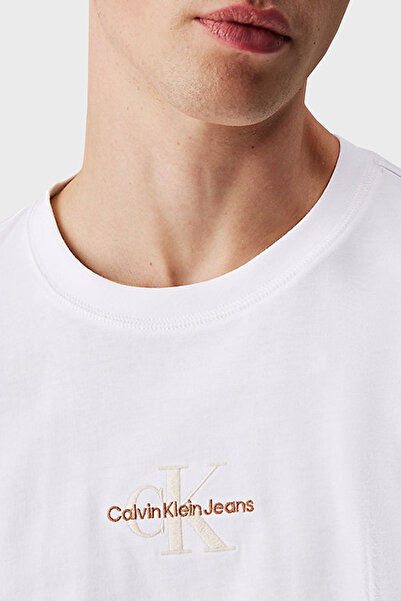 Calvin Klein Pamuklu Regular Fit Bisiklet Yaka Logolu T Shirt J30J325649YAF Erkek T SHİRT J30J325649
