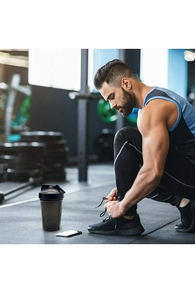 Generic Protein Shaker Bottle, 20oz Shaker Bottles for Pre & Post workout with Twist and Lock Protein Box S