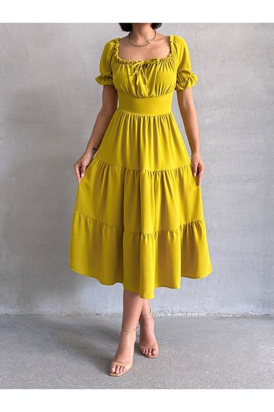 BEJNA Ölgrünes, elastisches Damenkleid mit gerafftem Ausschnitt
