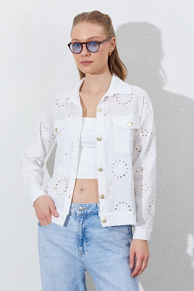 TENA Women's Ecru Scalloped Jacket