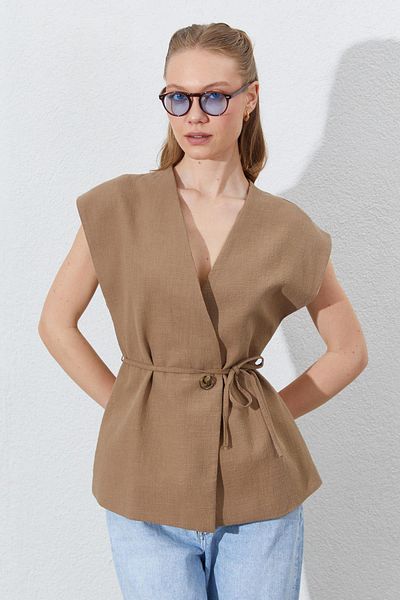 TENA Women's Brown Low Sleeve Self-Tie Linen Vest