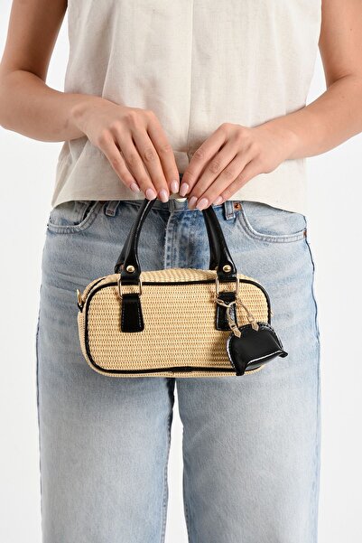 mèche atelier since 2024 Cerry model slamnate ženske torbe i Torba za rame crne