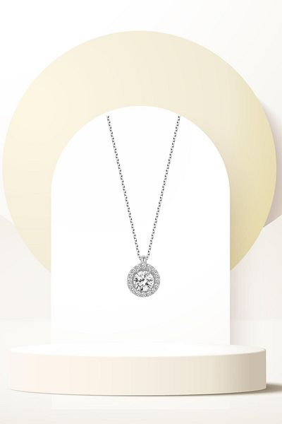 Swaroski Zirconia Stone Solitaire Women's Necklace - Elegant and Timeless