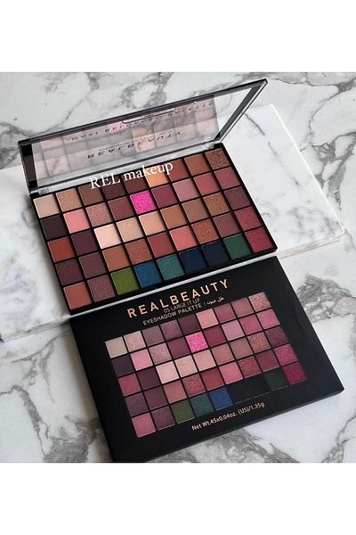 real beauty 45-Color Eyeshadow Palette Unforgettable Touches