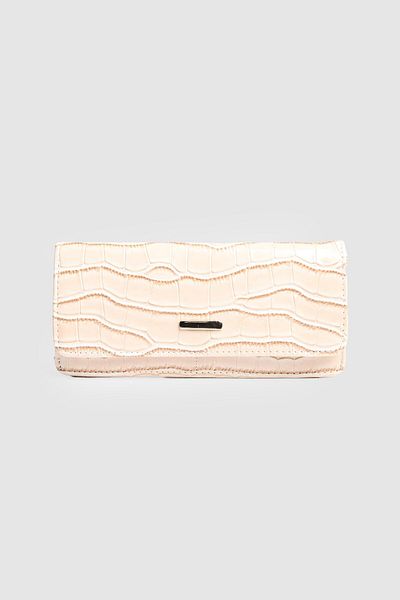 La La'Graccio Paris La'Graccio Paris Mng Equivalent Crocodile Wallet Cream