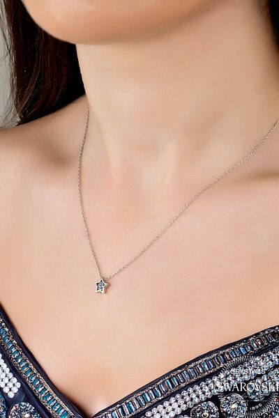 Swaroski Zirconia Stone Star Women's Necklace - Sparkling Elegance