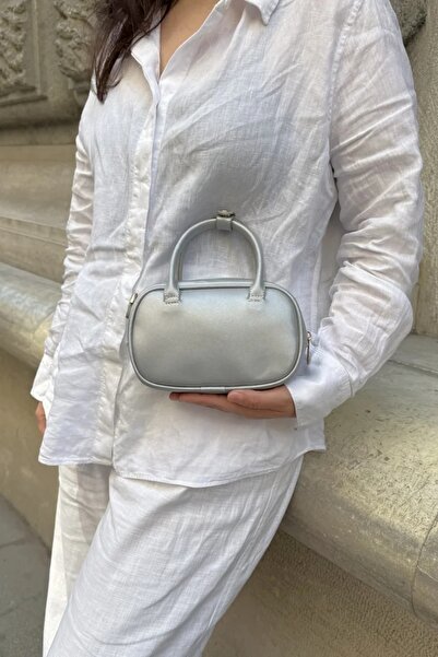 LEONAS Geantă de umăr pentru femei cu detaliu de cusătură și curea din pânză Aden Silver