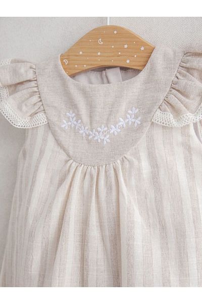 Tongs Baby Baby Girl Nostalgia Body Beige Color - Cotton with Embroidery and Ruffle Detail