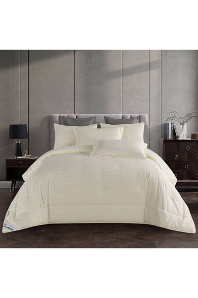 Donetella 4-Piece Comforter Set– Single Size 170x230 cm, Microfiber,Hotel Style Thin Striped (350 Gsm).