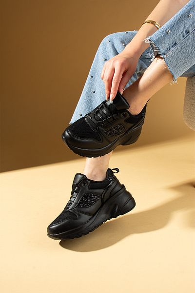 Pembe Potin Black Women's Sports Sneakers Lace-up Casual Comfortable Sole Shoes