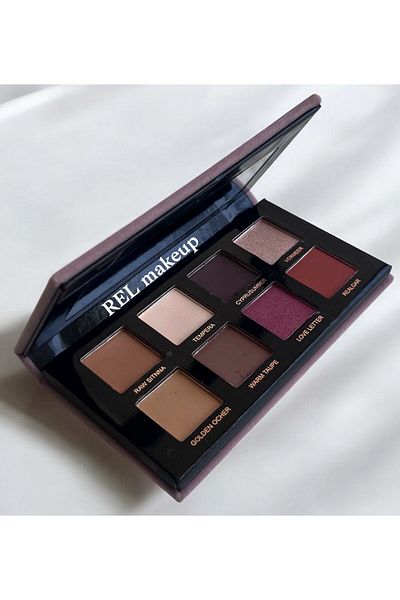 MAYDREAM Mini Eyeshadow Palette - 8 Practical Colors in a Perfect Size