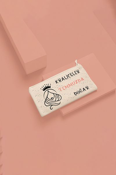 qoeuyl boutique Queens Are Born This Month Printed Birthday Gift Cloth Makeup Bag Pen Holder Wallet