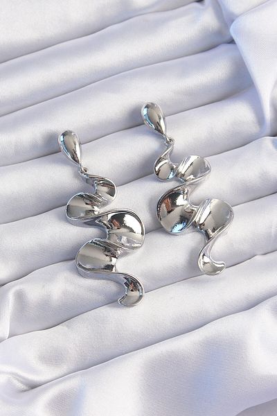 Skygo Brass Silver Color Crimped Dangle Earrings - Tj-Bkp9238