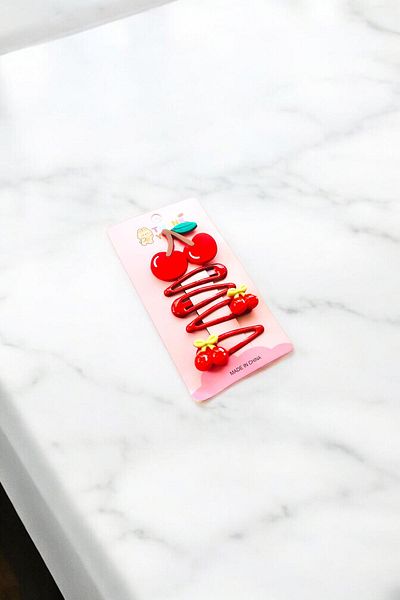 AYMETA Children's Cherry Figured Snap and Pen Buckle Set 5 Pieces